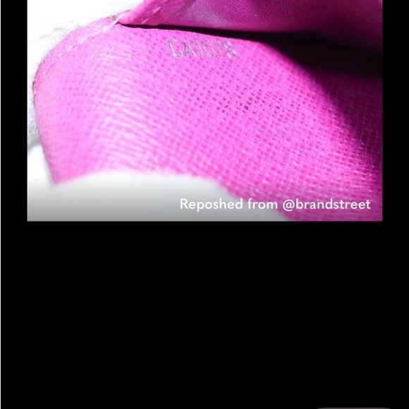 Louis Vuitton agenda - Picture 4 of 4